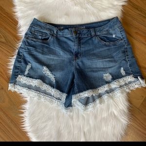 Lane Bryant Girlfriend shorts with lace, 16